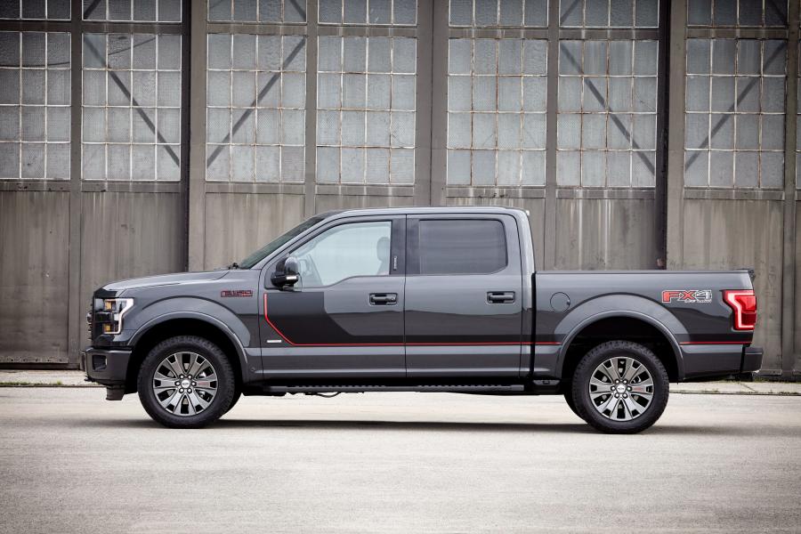  Ford F-150 Lariat Apperance Package 2016 года  (фото 4 из 9)
